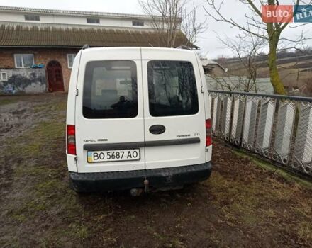 Белый Опель Комбо груз.-пасс., объемом двигателя 1.7 л и пробегом 285 тыс. км за 4200 $, фото 2 на Automoto.ua