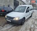 Белый Опель Комбо груз.-пасс., объемом двигателя 1.69 л и пробегом 303 тыс. км за 2999 $, фото 3 на Automoto.ua