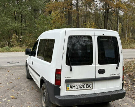 Білий Опель Комбо вант.-пас., об'ємом двигуна 1.3 л та пробігом 285 тис. км за 3600 $, фото 3 на Automoto.ua