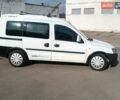 Белый Опель Комбо груз.-пасс., объемом двигателя 1.3 л и пробегом 350 тыс. км за 3200 $, фото 2 на Automoto.ua