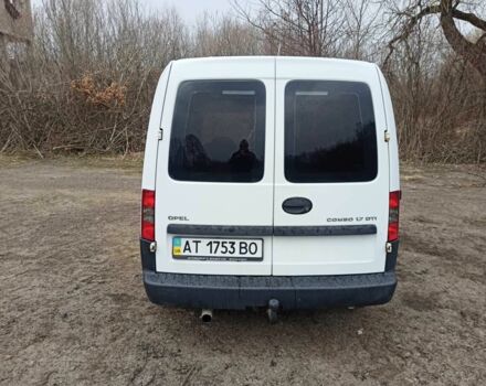 Белый Опель Комбо груз.-пасс., объемом двигателя 1.7 л и пробегом 227 тыс. км за 3700 $, фото 5 на Automoto.ua