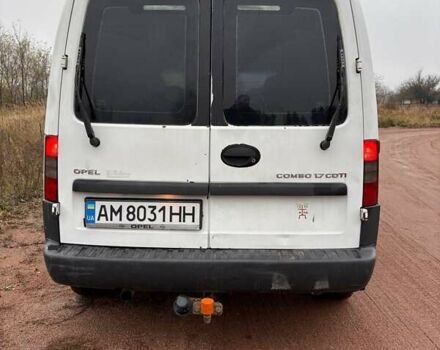 Белый Опель Комбо груз.-пасс., объемом двигателя 1.7 л и пробегом 380 тыс. км за 3500 $, фото 5 на Automoto.ua