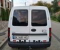 Белый Опель Комбо груз.-пасс., объемом двигателя 1.3 л и пробегом 300 тыс. км за 2999 $, фото 11 на Automoto.ua