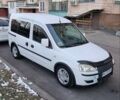 Белый Опель Комбо груз.-пасс., объемом двигателя 1.7 л и пробегом 310 тыс. км за 3700 $, фото 8 на Automoto.ua