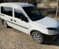 Білий Опель Комбо вант.-пас., об'ємом двигуна 1.2 л та пробігом 290 тис. км за 3200 $, фото 1 на Automoto.ua