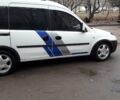 Белый Опель Комбо груз.-пасс., объемом двигателя 1.25 л и пробегом 270 тыс. км за 4300 $, фото 5 на Automoto.ua