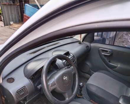 Белый Опель Комбо груз.-пасс., объемом двигателя 1.6 л и пробегом 290 тыс. км за 2400 $, фото 17 на Automoto.ua