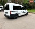 Белый Опель Комбо груз.-пасс., объемом двигателя 1.4 л и пробегом 349 тыс. км за 3300 $, фото 1 на Automoto.ua