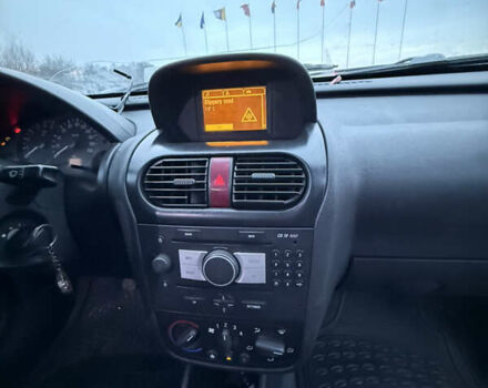 Белый Опель Комбо груз.-пасс., объемом двигателя 1.7 л и пробегом 306 тыс. км за 3750 $, фото 7 на Automoto.ua