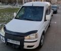 Белый Опель Комбо груз.-пасс., объемом двигателя 1.7 л и пробегом 310 тыс. км за 3700 $, фото 5 на Automoto.ua