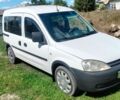 Белый Опель Комбо груз.-пасс., объемом двигателя 1.7 л и пробегом 280 тыс. км за 3800 $, фото 2 на Automoto.ua
