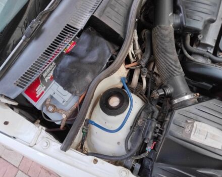 Белый Опель Комбо груз.-пасс., объемом двигателя 1.6 л и пробегом 290 тыс. км за 2400 $, фото 3 на Automoto.ua