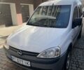 Белый Опель Комбо груз.-пасс., объемом двигателя 1.2 л и пробегом 320 тыс. км за 3450 $, фото 1 на Automoto.ua