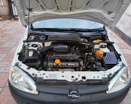 Белый Опель Комбо груз.-пасс., объемом двигателя 1.6 л и пробегом 290 тыс. км за 2400 $, фото 6 на Automoto.ua