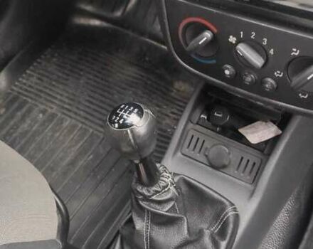 Белый Опель Комбо груз.-пасс., объемом двигателя 1.3 л и пробегом 286 тыс. км за 3300 $, фото 11 на Automoto.ua