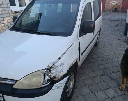 Білий Опель Комбо вант.-пас., об'ємом двигуна 1.3 л та пробігом 310 тис. км за 1500 $, фото 13 на Automoto.ua