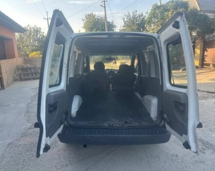 Білий Опель Комбо вант.-пас., об'ємом двигуна 1.3 л та пробігом 288 тис. км за 3299 $, фото 5 на Automoto.ua