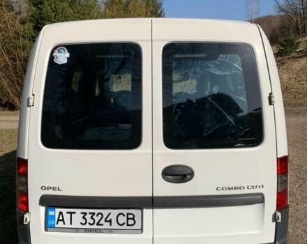 Білий Опель Комбо вант.-пас., об'ємом двигуна 1.25 л та пробігом 290 тис. км за 3600 $, фото 10 на Automoto.ua