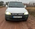 Белый Опель Комбо груз.-пасс., объемом двигателя 1.7 л и пробегом 380 тыс. км за 3500 $, фото 9 на Automoto.ua