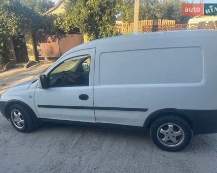 Білий Опель Комбо вант.-пас., об'ємом двигуна 1.3 л та пробігом 284 тис. км за 3500 $, фото 9 на Automoto.ua