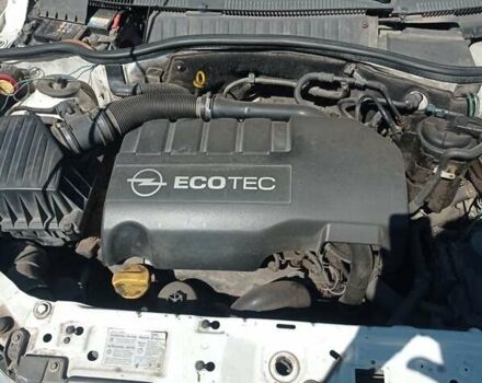 Белый Опель Комбо груз.-пасс., объемом двигателя 1.2 л и пробегом 350 тыс. км за 3800 $, фото 11 на Automoto.ua