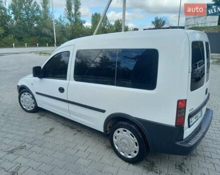 Белый Опель Комбо груз.-пасс., объемом двигателя 1.25 л и пробегом 220 тыс. км за 4999 $, фото 8 на Automoto.ua