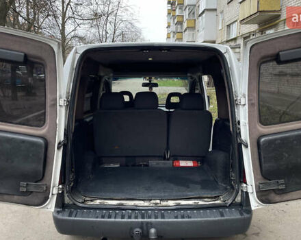 Білий Опель Комбо вант.-пас., об'ємом двигуна 1.25 л та пробігом 365 тис. км за 4000 $, фото 29 на Automoto.ua