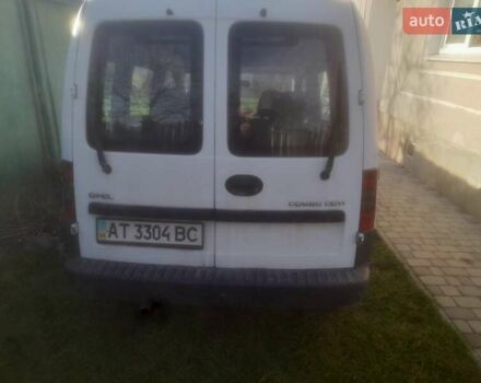 Білий Опель Комбо вант.-пас., об'ємом двигуна 1.3 л та пробігом 255 тис. км за 2600 $, фото 4 на Automoto.ua