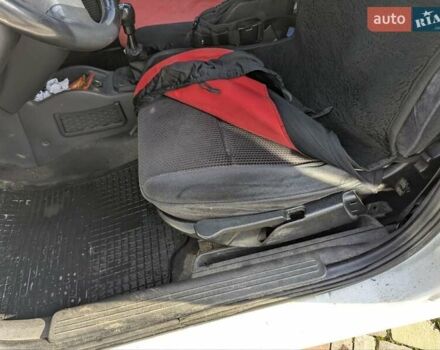 Белый Опель Комбо груз.-пасс., объемом двигателя 1.25 л и пробегом 395 тыс. км за 4000 $, фото 20 на Automoto.ua