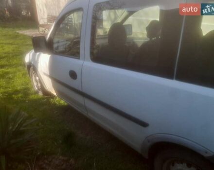 Білий Опель Комбо вант.-пас., об'ємом двигуна 1.3 л та пробігом 255 тис. км за 2600 $, фото 3 на Automoto.ua