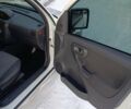 Білий Опель Комбо вант.-пас., об'ємом двигуна 1.3 л та пробігом 218 тис. км за 3400 $, фото 18 на Automoto.ua