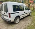 Белый Опель Комбо груз.-пасс., объемом двигателя 1.7 л и пробегом 300 тыс. км за 3500 $, фото 2 на Automoto.ua