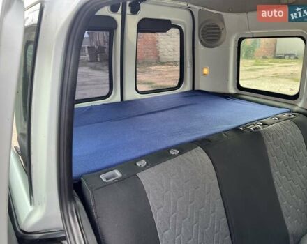 Білий Опель Комбо вант.-пас., об'ємом двигуна 1.2 л та пробігом 268 тис. км за 4300 $, фото 35 на Automoto.ua