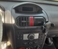 Белый Опель Комбо груз.-пасс., объемом двигателя 1.3 л и пробегом 185 тыс. км за 3900 $, фото 12 на Automoto.ua