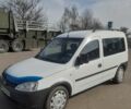Белый Опель Комбо груз.-пасс., объемом двигателя 1.3 л и пробегом 185 тыс. км за 3900 $, фото 4 на Automoto.ua