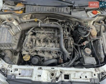 Белый Опель Комбо груз.-пасс., объемом двигателя 1.25 л и пробегом 395 тыс. км за 4000 $, фото 18 на Automoto.ua