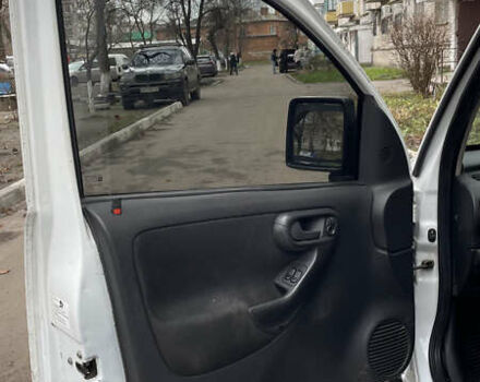 Білий Опель Комбо вант.-пас., об'ємом двигуна 1.25 л та пробігом 365 тис. км за 4000 $, фото 19 на Automoto.ua
