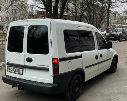Білий Опель Комбо вант.-пас., об'ємом двигуна 1.25 л та пробігом 365 тис. км за 4000 $, фото 9 на Automoto.ua