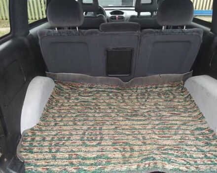 Белый Опель Комбо груз.-пасс., объемом двигателя 1.7 л и пробегом 178 тыс. км за 3900 $, фото 3 на Automoto.ua