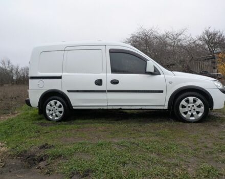 Білий Опель Комбо вант.-пас., об'ємом двигуна 1.2 л та пробігом 326 тис. км за 3500 $, фото 3 на Automoto.ua