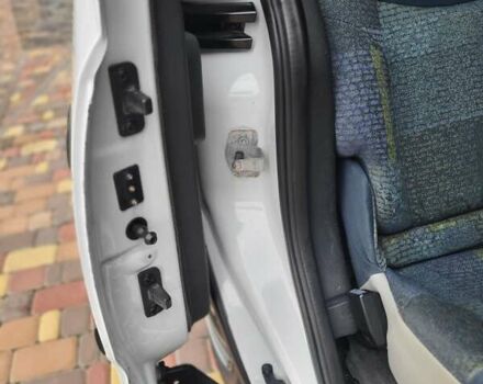 Білий Опель Комбо вант.-пас., об'ємом двигуна 1.3 л та пробігом 323 тис. км за 3750 $, фото 7 на Automoto.ua