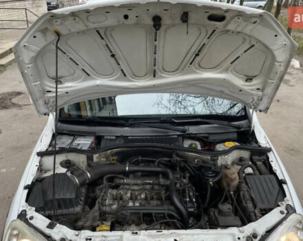 Білий Опель Комбо вант.-пас., об'ємом двигуна 1.25 л та пробігом 365 тис. км за 4000 $, фото 14 на Automoto.ua