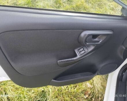 Белый Опель Комбо груз.-пасс., объемом двигателя 1.7 л и пробегом 245 тыс. км за 4177 $, фото 5 на Automoto.ua