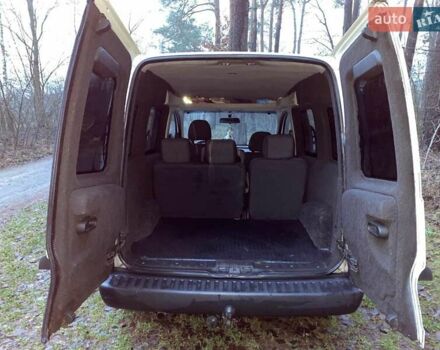 Белый Опель Комбо груз.-пасс., объемом двигателя 1.3 л и пробегом 426 тыс. км за 4200 $, фото 6 на Automoto.ua