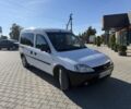 Белый Опель Комбо груз.-пасс., объемом двигателя 1.7 л и пробегом 290 тыс. км за 4198 $, фото 1 на Automoto.ua
