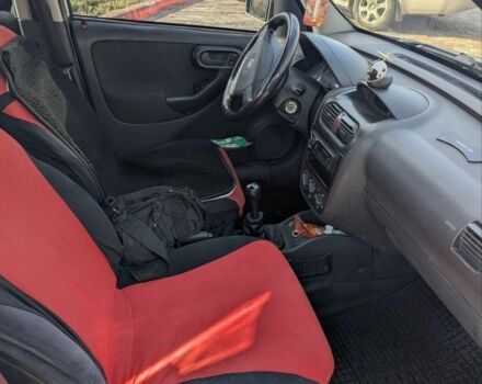 Білий Опель Комбо вант.-пас., об'ємом двигуна 1.2 л та пробігом 395 тис. км за 4000 $, фото 9 на Automoto.ua