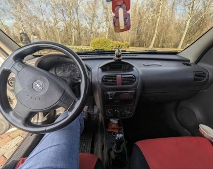 Білий Опель Комбо вант.-пас., об'ємом двигуна 1.2 л та пробігом 395 тис. км за 4000 $, фото 6 на Automoto.ua