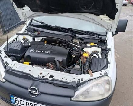 Білий Опель Комбо вант.-пас., об'ємом двигуна 1.25 л та пробігом 228 тис. км за 2999 $, фото 22 на Automoto.ua