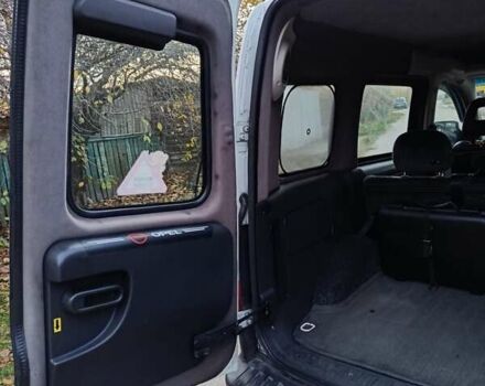 Білий Опель Комбо вант.-пас., об'ємом двигуна 1.3 л та пробігом 268 тис. км за 4500 $, фото 31 на Automoto.ua