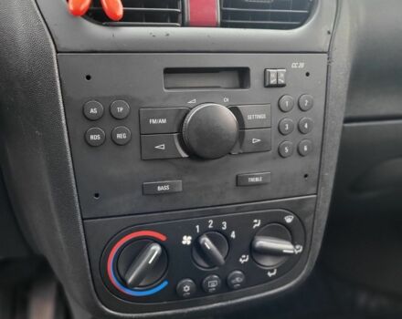 Білий Опель Комбо вант.-пас., об'ємом двигуна 1.2 л та пробігом 323 тис. км за 3750 $, фото 11 на Automoto.ua